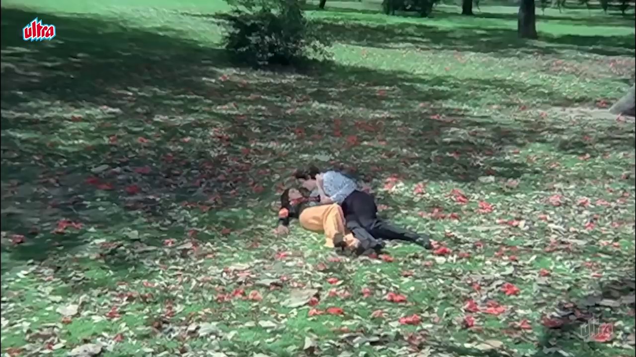 Trishul (1978) WEBRip Hindi 720p x264 AVC AAC 2.0.mkv.0001